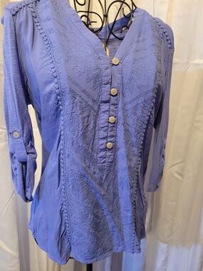 Democracy Lavender Blue Embroidered V-Neck Tunic